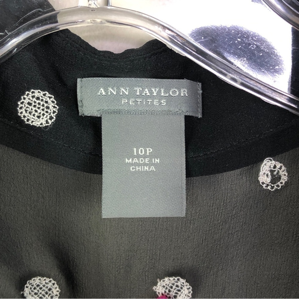 Ann Taylor Petites 10p Black sheer embroidered button down blouse - Picture 2 of 6